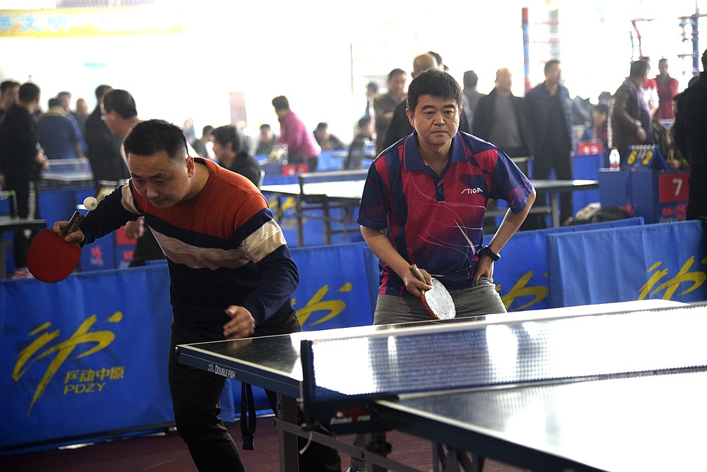 他的爆发并 他的爆发并