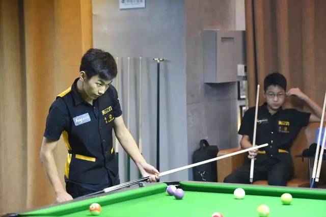 雪队再创辉 雪队再创辉